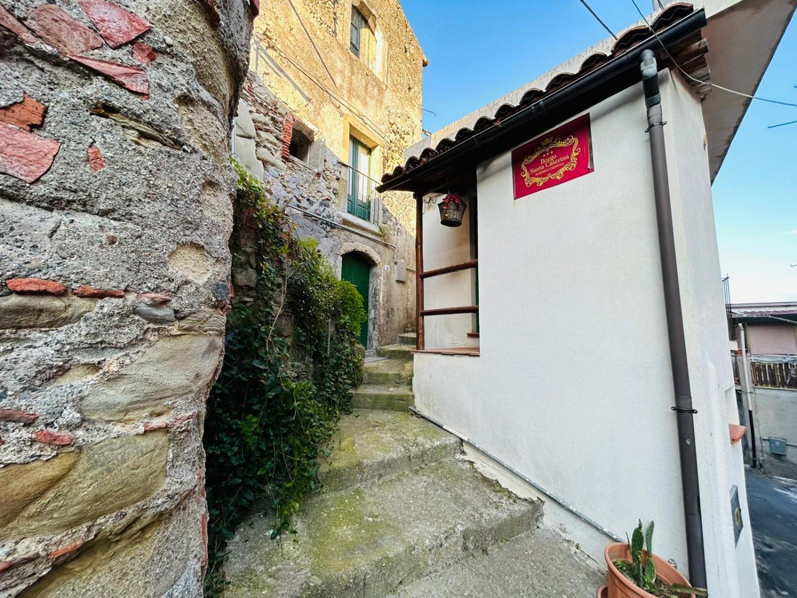 Albergo Diffuso Borgo Santa Caterina "Vintage" Castiglione De Sicilia Room photo